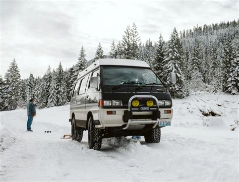 This 1989 Mitsubishi Delica 4x4 Is the Perfect Base for Your Off-Road ...