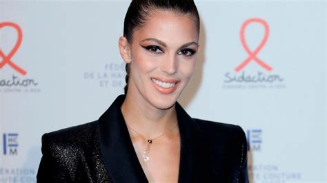 Femme Actuelle Iris Mittenaere Interrompue Par Son Ex Kev Adams Lors