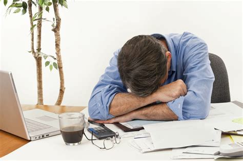 El Cansancio Te Est Matando En El Trabajo Aplica Estos Remedios Para