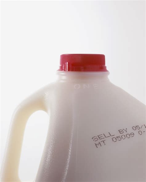 Food Expiration Date Labels Are Confusing, Uninformative: NRDC Study ...