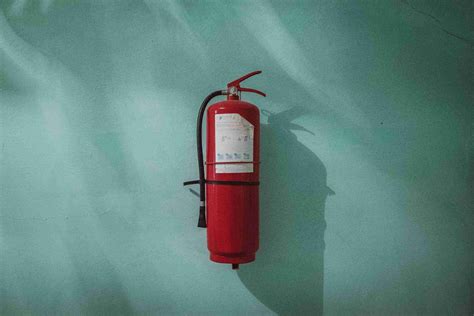 How To Choose The Right Types Of Fire Extinguishers For Your Business