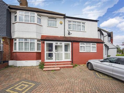 5 Bed Semi Detached House For Sale In Lincoln Avenue Twickenham Tw2