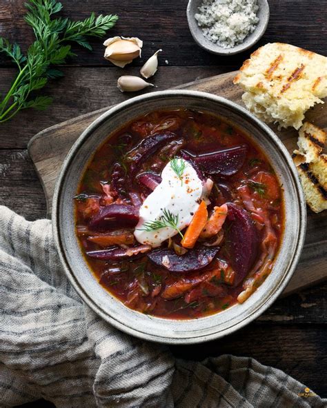 Beet And Cabbage Borscht With Grilled Ciabatta Recipe Sunbasket