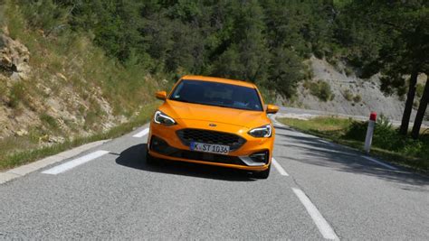 Essai Ford Focus ST la berline sportive à double personnalité