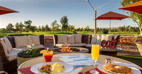 phoenix area golf clubs  great restaurants open   public