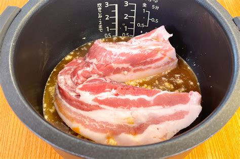 なんと炊飯器一つでできちゃうとろとろ本格的な豚バラチャーシュー。 話題の画像プラス