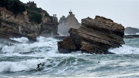 Fotogallery La Tempesta Ciaran Si Abbatte Sulla Francia