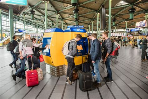 NS Verkoopt Treinkaartjes Via Booking