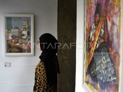 PAMERAN SENI RUPA MAHASISWA DI MAKASSAR ANTARA Foto