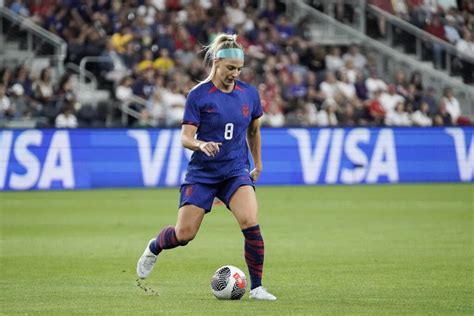 Julie Ertz Retires Following Uswnt Victory Over South Africa Los