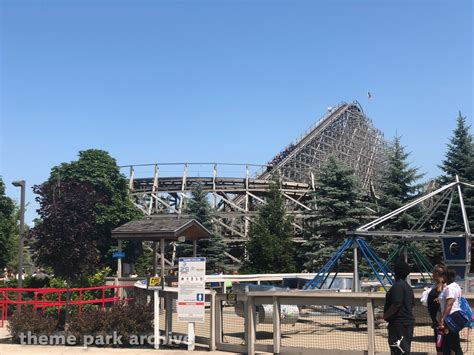 Shivering Timbers at Michigan's Adventure | Theme Park Archive