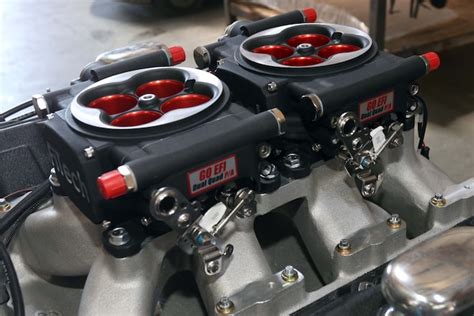 We Test It Fitechs Dual Quad Throttle Bodies On A Big Inch Hemi Hot Rod Network