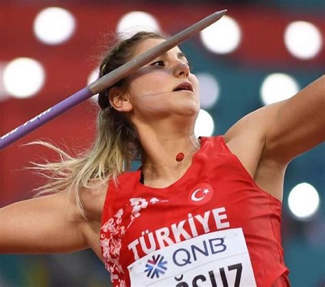 2016 yılında Türkiye rekoru kıran Milli atlet Eda Tuğsuz 2024 Parise