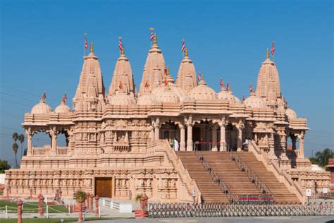 Shri Swaminarayan Mandir Pictures Stock Photos, Pictures & Royalty-Free ...