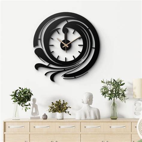 Modern Black Metal Wall Clock - Moonarch