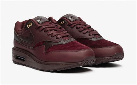 Wmns Air Max 1 87 Burgundy Crush Dv3888 600 Female Sneakerhead