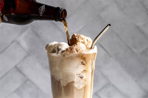 Mcdonalds Root Beer Float How To Order One Thefoodxp