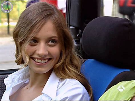 Naked Michelle Jenner In Los Hombres De Paco