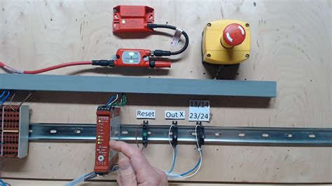 Allen Bradley GuardMaster Safety Relay Wiring Tutorial 40 OFF