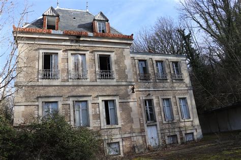 Montbard Cette Fois Ci Le Ch Teau De La Lou Re Est Bel Et Bien Vendu