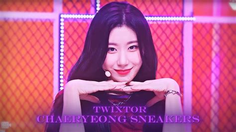 Itzy Chaeryeong Sneakers Facecam 220721 Twixtor Clips 4k YouTube