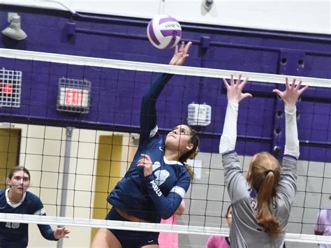 Staunton Volleyball Picks Up Second Straight Sweep While Waynesboro