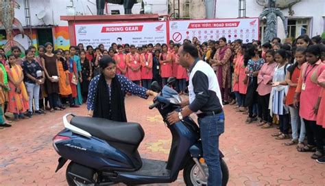 Hsmi Conducts Road Safety Awareness Campaign In Berhampur Pragativadi