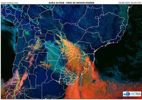 Frente fria avança no fim de semana e leva chuva a vários estados