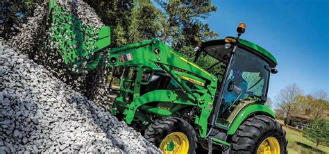 John Deere 4 Series Compact Tractors | MachineFinder