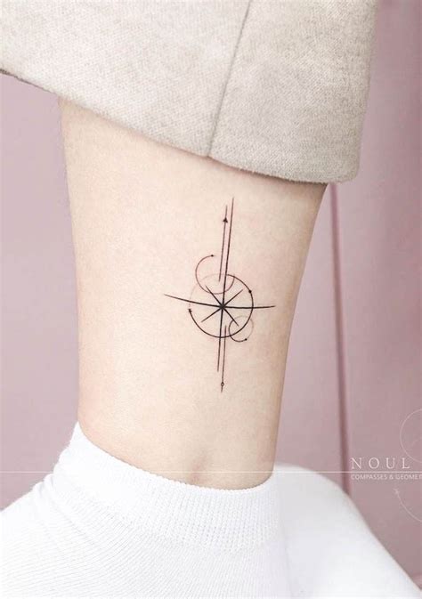 60 Beautiful Compass Tattoos With Meaning Exploretheworls