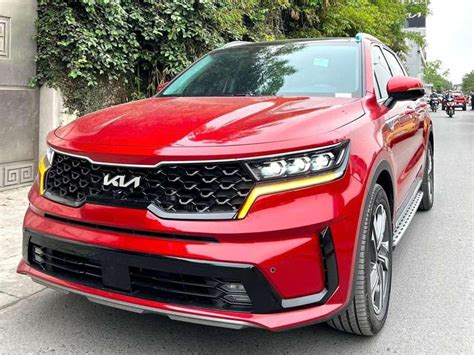 Kia Sorento màu Đỏ 2023 hình ảnh thực tế báo giá lăn bánh newcar vn