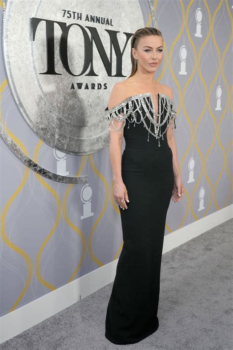 Julianne Hough Nude OnlyFans Leaks Fappening FappeningBook