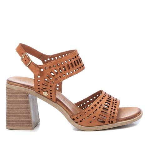 Sandalias De Mujer Piel Camel Muy Blanda De Tac N Marca Carmela