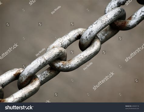 Heavy Duty Chain Stock Photo 24503110 : Shutterstock