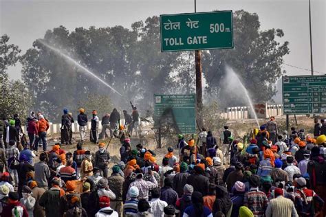 Delhi Chalo March Delhi Chalo March Farmers To Squat On Rail