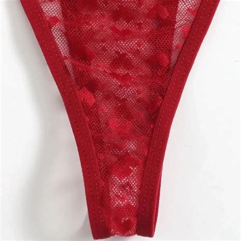 Ensemble De Lingerie Sexy En Tulle Avec Ras Du Cou Botyka