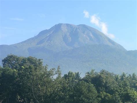 Volcanic Quakes Detected In Bulusan Volcano Phivolcs Gma News Online