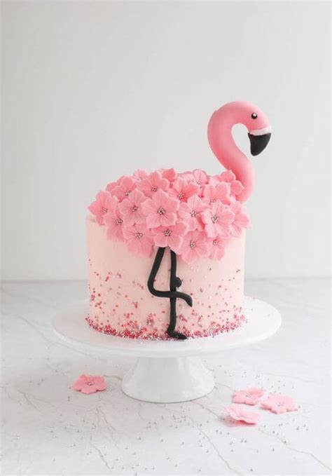 Bolo Flamingo ideias para transformar sua festa Bolo Guaraná