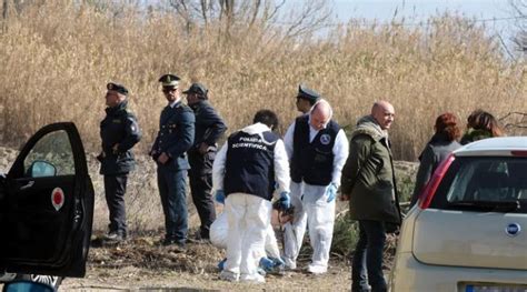 Orrore A Recanati Rinvenute All Interno Di Un Pozzo Ossa Umane Di O