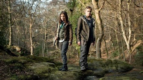 Wolfblood Le Secret Des Loups épisodes Acteurs Diffusions Tv