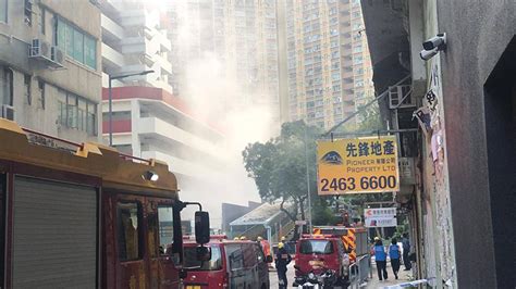 屯門危險品貨倉倒瀉鹽酸 冒毒煙33人疏散｜大紀元時報 香港｜獨立敢言的良心媒體