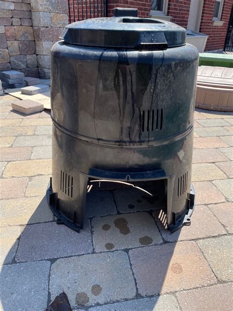 Earth Machine Compost Bin Outdoor Tools And Storage Oshawa Durham