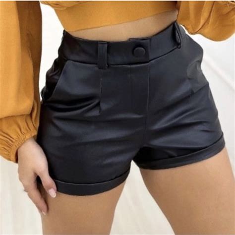 Short Feminino De O Courino Cirr Imita Couro Fake Bolso Short