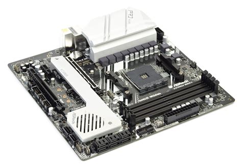 Обзор материнской платы ASRock X570M Pro4. Удачная авантюра