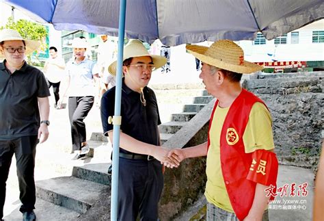 衡阳市人民政府门户网站 [耒阳市] 赖馨正到夏塘镇督导安全生产、抗旱保收等当前重点工作