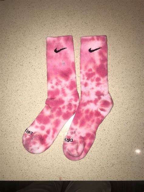 Red nike socks on Mercari | Socks, Red nike, Nike socks