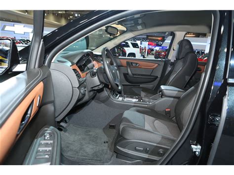 2015 Chevrolet Traverse: 83 Interior Photos | U.S. News