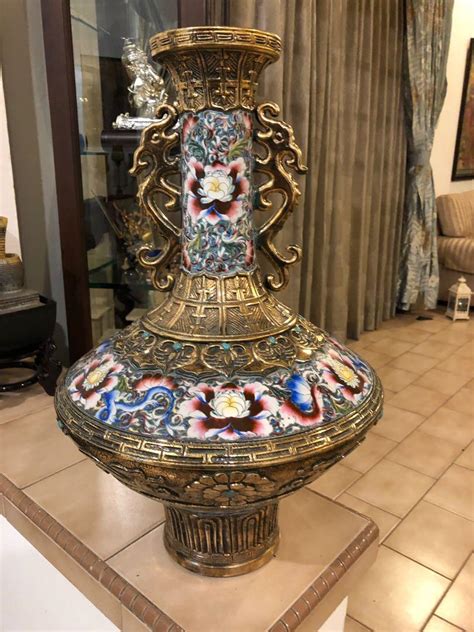 Beautiful Antique Chinese Designer Vase Furniture And Home Living Home Decor Vases And Decorative