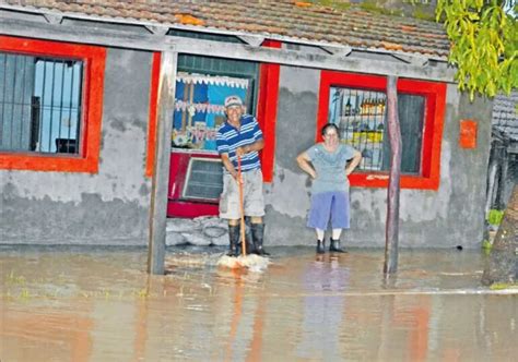 Torrencial Lluvia Inundó Calles De Pilar Interior Abc Color