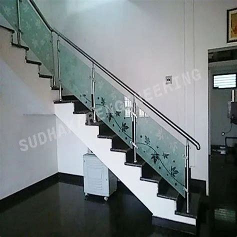 Stainless Steel Ss Glass Stair Railing At Rs 1650 Running Feet In